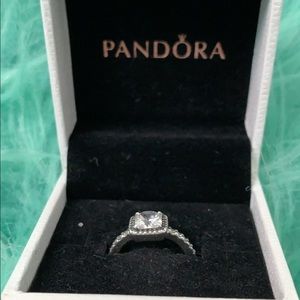 Pandora Ring